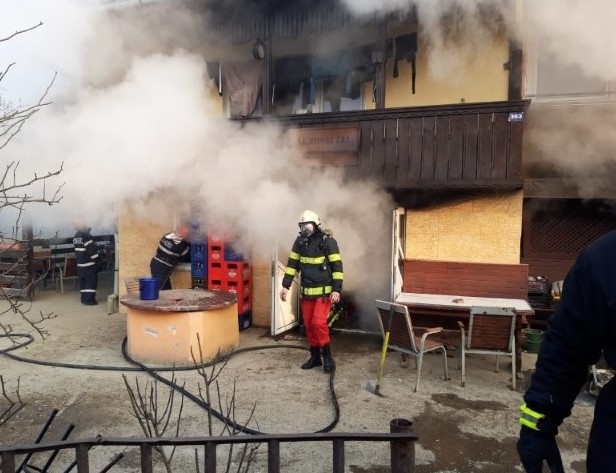 Maramures | FOTO Incendiu Dumbrăvița