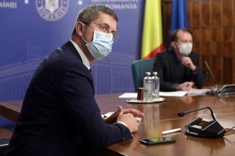 Securea războiului îngropată. „Coaliţia PNL, USR PLUS, UDMR a depăşit astăzi o situaţie delicată”