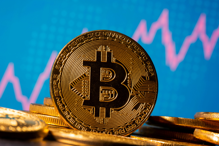 Cădere liberă pentru Bitcoin. S-a înregistrat o scădere de până la 14%