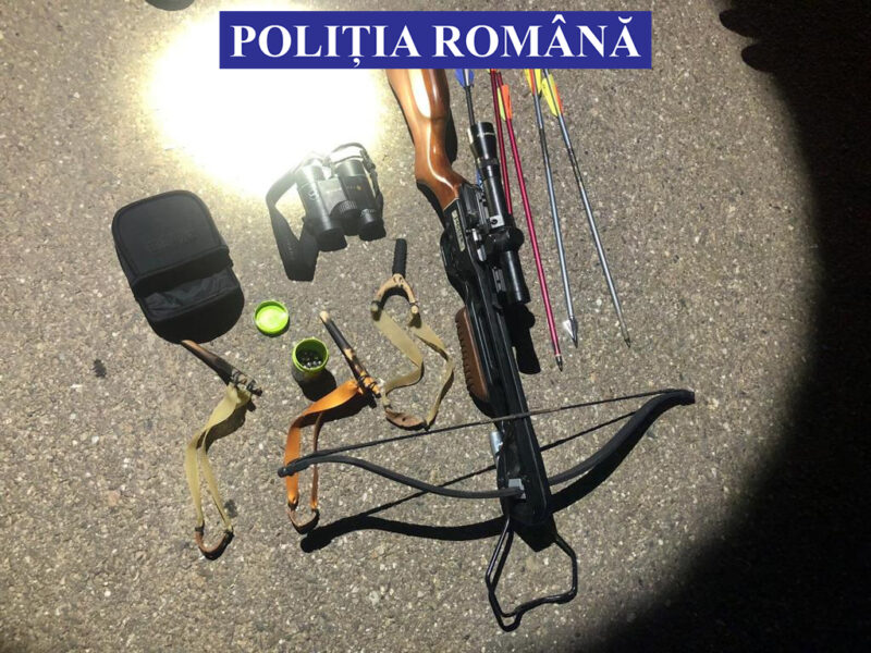 FOTO | Braconaj la săgeată. Prinși în flagrant
