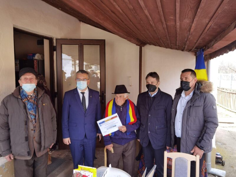 ALBA | Gavrilă Bîrluț, cel mai vârstnic veteran de război, a împlinit 104 ani