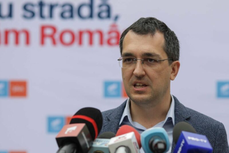 Vlad Voiculescu, primele reacții după demitere: „Mi-e teamă pentru oamenii din ţara asta”
