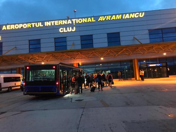Maramureșeni cu teste Covid-19 false. Depistați la îmbarcare pe aeroportul Cluj