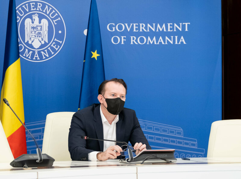 Florin Cîțu vrea accelerarea procesului de vaccinare. Dezminte spusele lui Orban despre plata vaccinului