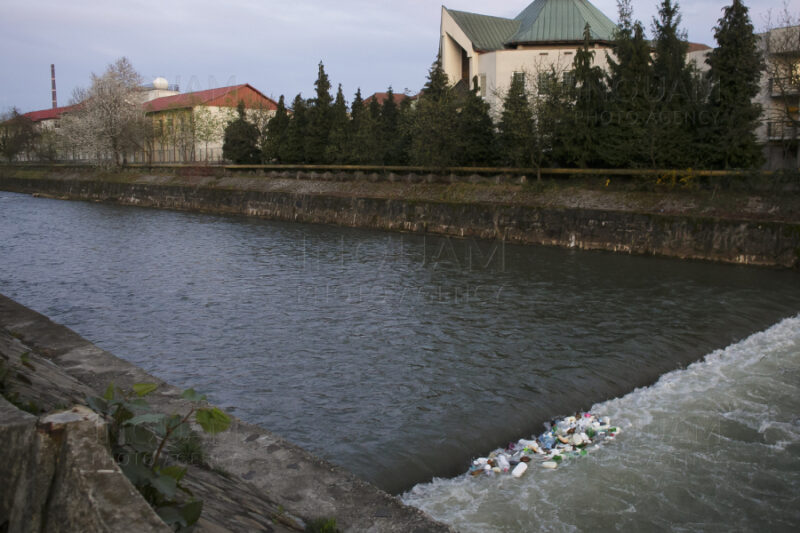 Baia Mare | Persoană căzută în Săsar