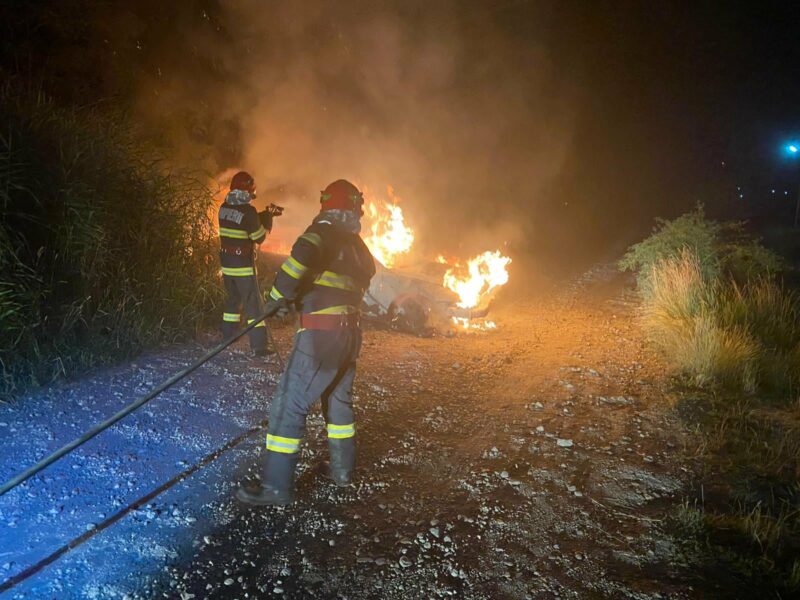 FOTO | Mașină făcută scrum în Sărmașu
