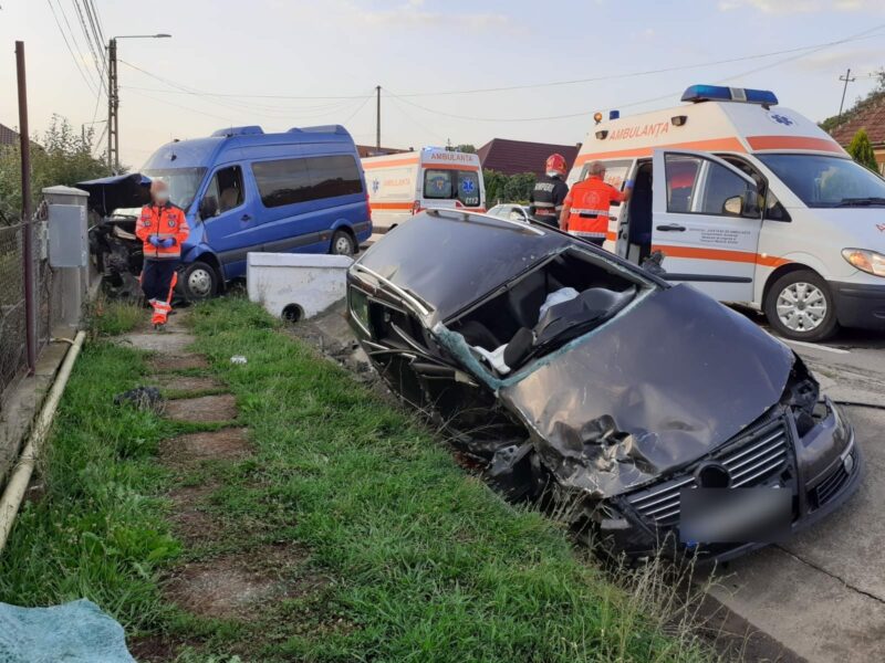 FOTO | Grav accident în Luna. O persoană a murit