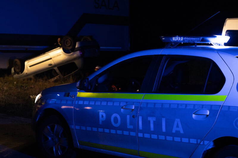 Beat bine și fără permis, accident rutier. Bărbatul era pus și sub carantină