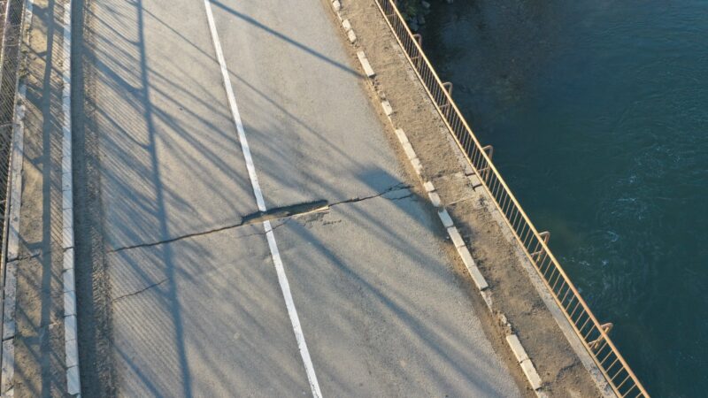 VIDEO Imagini aeriene | Situația podului de la Mănăstirea. Primarul Tiberiu Zelencz a înștiințat Consiliul Județean Cluj