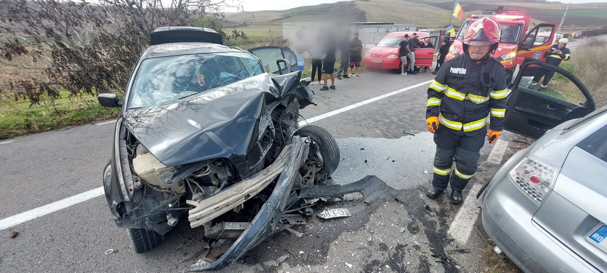 Cinci persoane evaluate în urma unui eveniment rutier