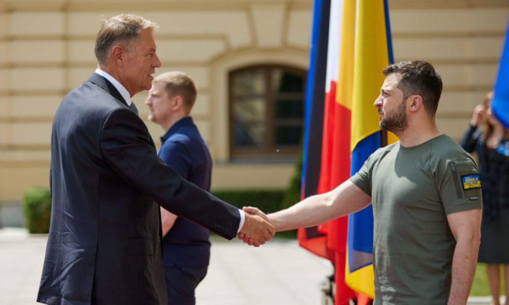 Zelenski, președintele Ucrainei, se află în România