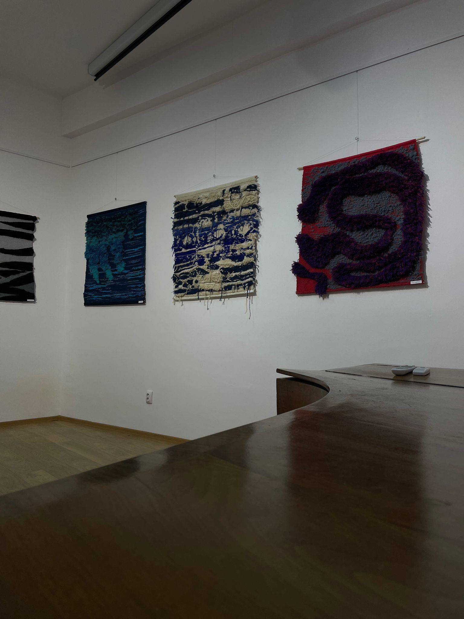 Vernisaj la Muzeul Municipal Dej. Artă textilă alături de UAD Cluj-Napoca