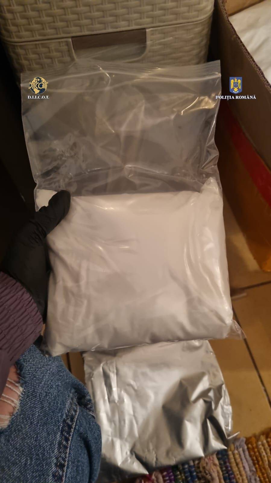 AMPLE PERCHEZIȚII  INCLUSIV ÎN JUDEȚUL CLUJ |  Ținta: grup specializat în trafic internațional de substanțe dopante