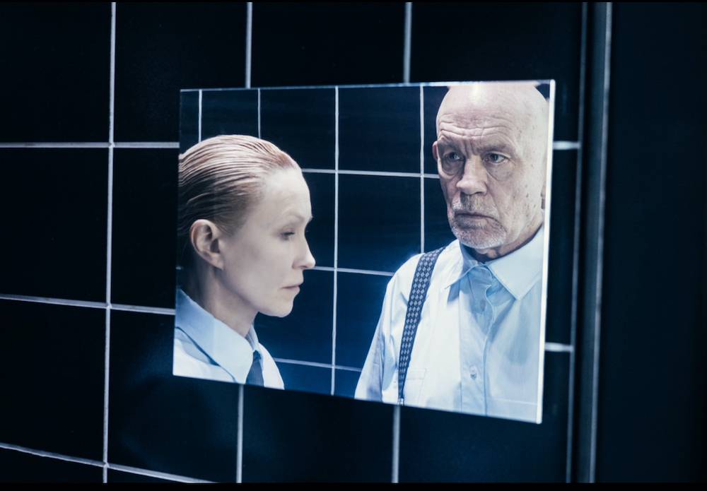 Actorul John Malkovich pe scena Festivalului Internațional de Teatru de la Sibiu