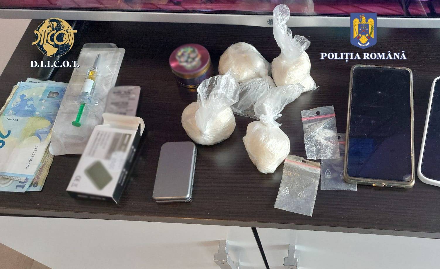 Percheziții de mare amploare, desfășurate cu succes în Bistrița-Năsăud