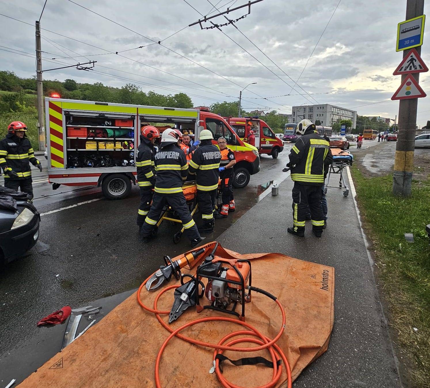 Accident cu trei mașini pe Bulevardul Muncii din Cluj-Napoca