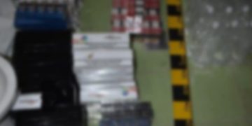 Contrabandă cu țigări și alcool la Ocna Mureș. Bărbat de 68 de ani, reținut de polițiști