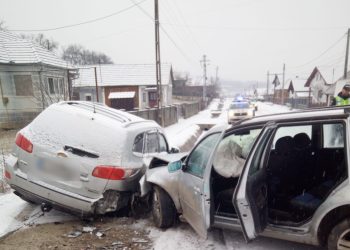 6 persoane cu răni ușoare după un accident rutier la Șomcutu Mic