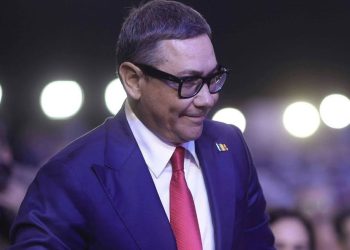 Victor Ponta îl atacă dur pe fostul judecător Cristi Danileț într-o postare pe Facebook