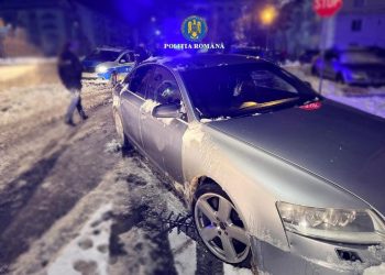 Urmărire în trafic la Dej. Autoturism furat, oprit cu „spike strip”, șofer reținut