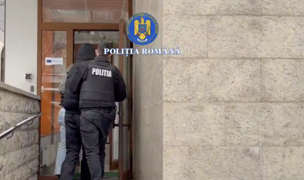 urmărit internațional