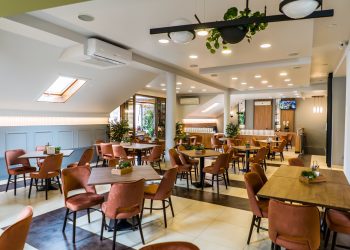 De la prânz rapid la evenimente speciale: Lemnul Verde, un reper culinar în Dej (P)