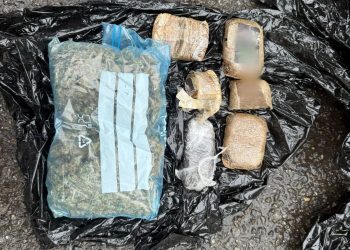 Captură de droguri la Turda: peste 2,7 kilograme de canabis aduse din Spania