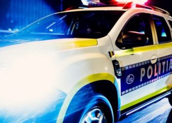 Cu mașina în șanț