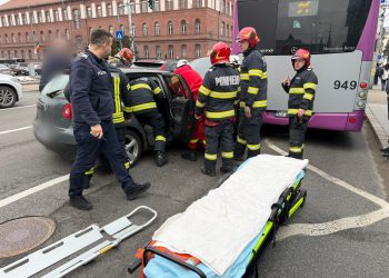 Intervenție ISU în Piața Cipariu din Cluj-Napoca