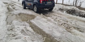 Jandarmii montani avertizează: drumuri forestiere înghețate și acces extrem de dificil în zona Rodna