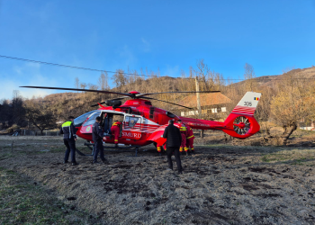 Alba | Incendiile de vegetație fac și victime. O femeie preluată cu elicopterul SMURD