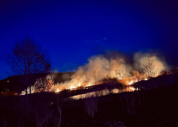 Incendii uriașe și în Sibiu. Unul dintre cele mai mari a fost semnalat ieri, 15 martie