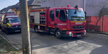 Incendiu la o casă din Târnăveni