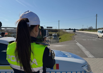 Polițiștii cu ochii pe șoferi: controale radar, testări pentru alcool și droguri în mai multe județe