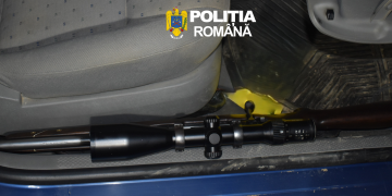 Braconaj și infracțiuni la regimul armelor. 2 bărbați reținuți în Bihor