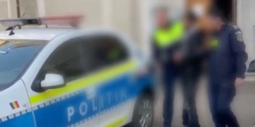 Bărbat arestat preventiv la Făgăraș. Și-a bătut partenera și fiica