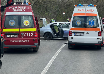 Accident grav la ieșire din Mediaș. 7 persoane implicate. Trafic blocat, intervenție cu elicopter SMURD