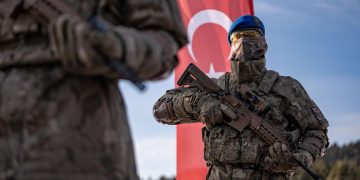 Atac armat în Istanbul: zona consulatului israelian, securizată după schimbul de focuri