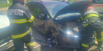 Accident la ieșirea din Sighișoara. 4 persoane implicate