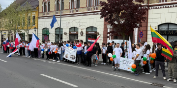 Ziua Europei sărbătorită la Dej. Manifestații și delegații internaționale în centrul orașului