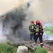 Incendiu la o cabană din Ideciu de Sus. Pompierii intervin cu mai multe echipaje