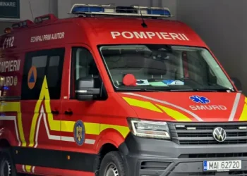 Accident în Josenii Bârgăului. Un copil aflat pe trotinetă a fost lovit de o mașină