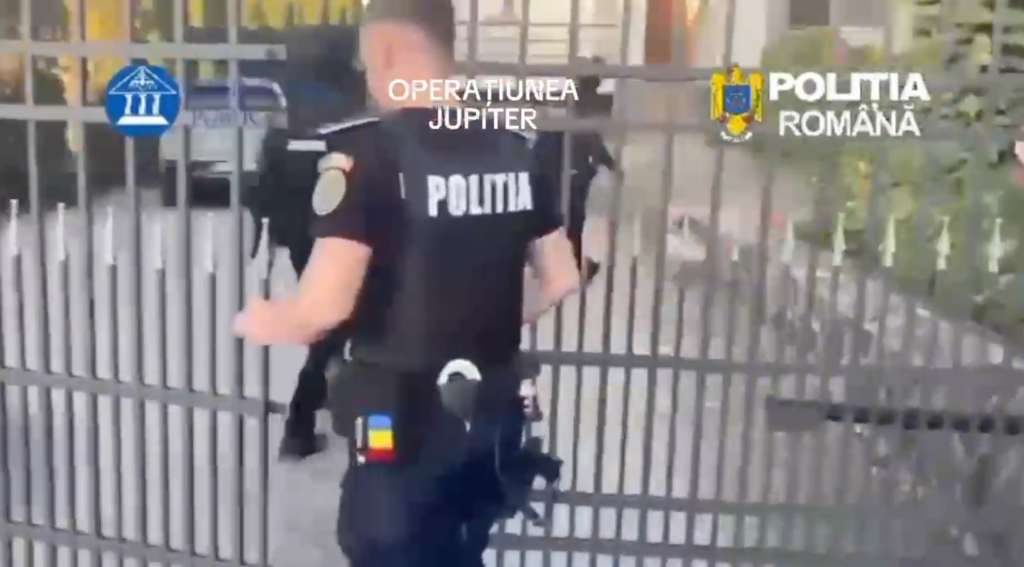 percheziții