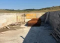 Polițiștii au descins în percheziții. Furt de pe șantierul căii ferate Cluj-Oradea