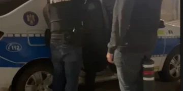Violență domestică în Săcele. Femeie bătută de propriul partener. Bărbatul a fost reținut