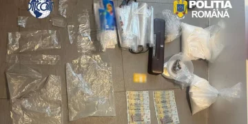 Trafic de droguri de mare risc în Bistrița-Năsăud. 5 persoane au fost arestate preventiv