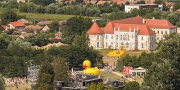 Több mint 262 ezer résztvevővel zárult az idei Electric Castle fesztivál