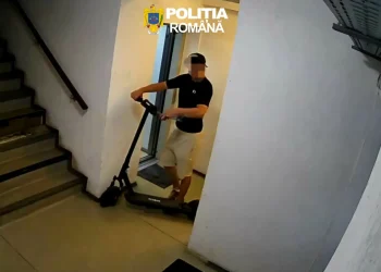 Brașov | Doi bărbați reținuți de polițiști pentru tâlhărie și agresiune sexuală