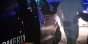 2 dejeni, scandal la Someșland. Au luat la pumni un bărbat