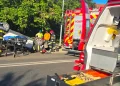 Mașină răsturnată pe strada Ștefan cel Mare din Sibiu. Traficul rutier blocat